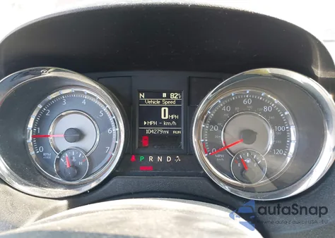 2014 Chrysler Town & Country Touring from USA, damaged, VIN 2C4RC1BG2ER115162